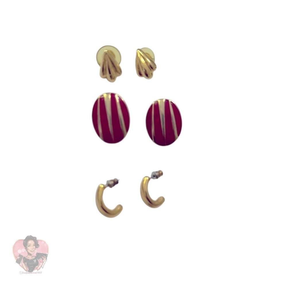 VINTAGE Elegant Gold and Red Earrings Set